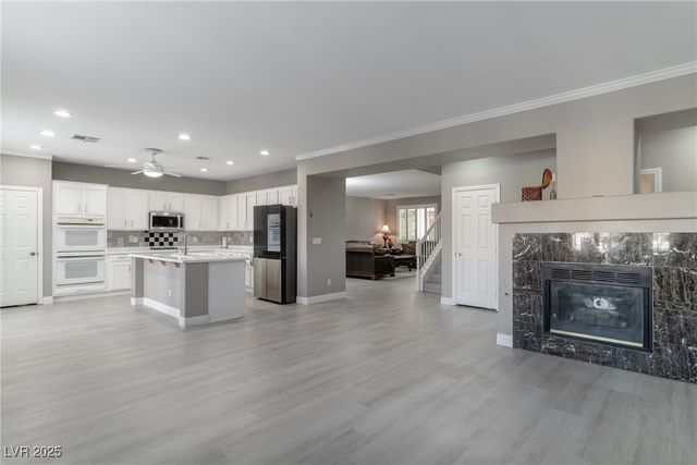 10728 Balsam Creek Avenue, Las Vegas, NV 89144