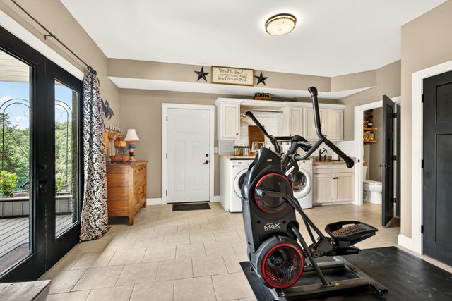1658 Ninevah Road, Frankfort, KY 40601
