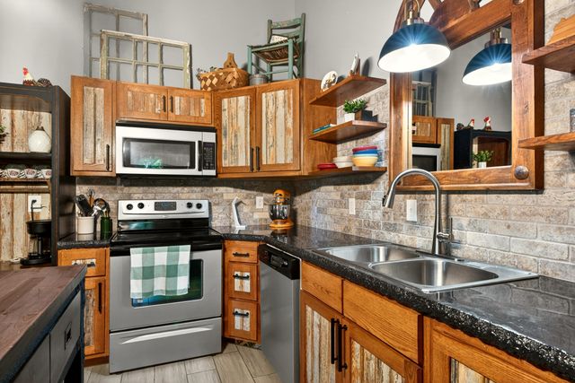 1658 Ninevah Road, Frankfort, KY 40601