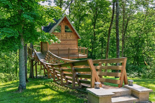1658 Ninevah Road, Frankfort, KY 40601