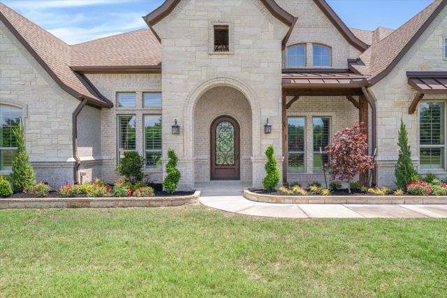 900 VZ County Road 3414, Wills Point, TX 75169