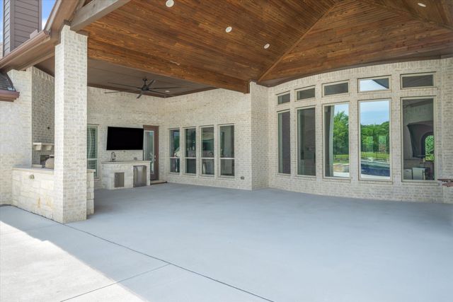 900 VZ County Road 3414, Wills Point, TX 75169