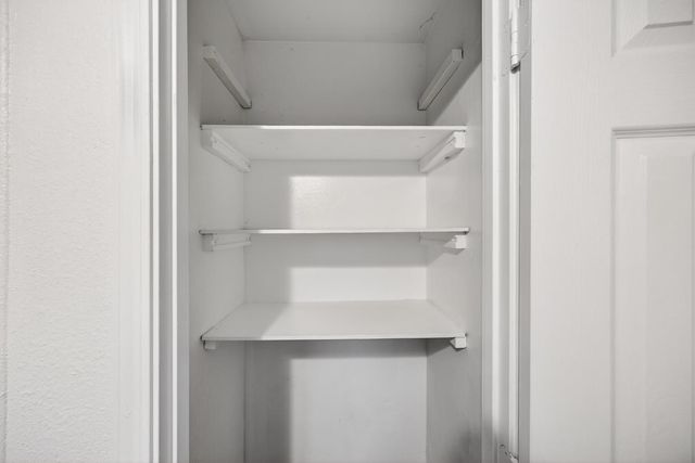 7715 Reenel Way, Sacramento, CA 95832