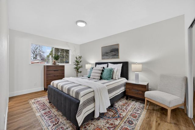 7715 Reenel Way, Sacramento, CA 95832