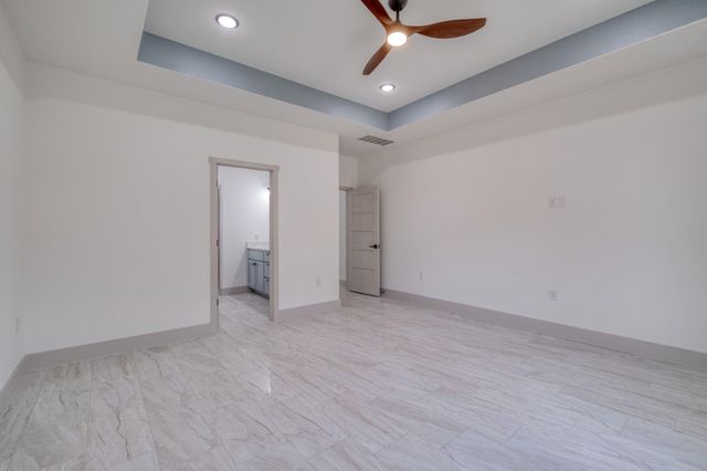 202 Washington ST, Elgin, TX 78621
