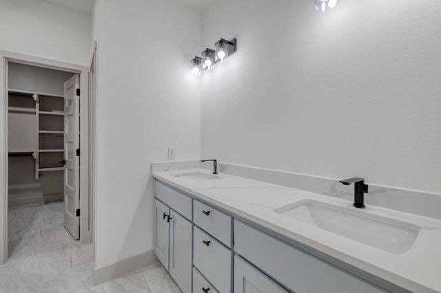 202 Washington ST, Elgin, TX 78621