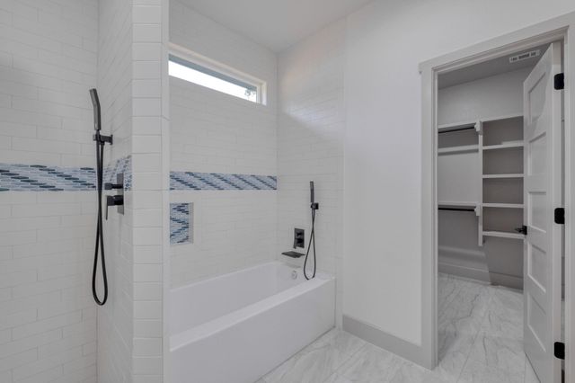 202 Washington ST, Elgin, TX 78621