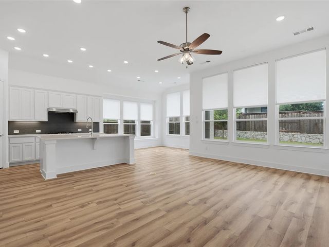 1616 Mcdougall Creek, Van Alstyne, TX 75495