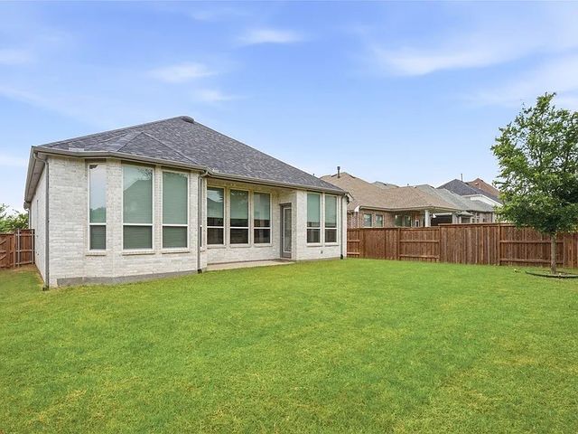 1616 Mcdougall Creek, Van Alstyne, TX 75495