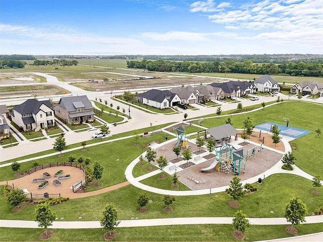 1616 Mcdougall Creek, Van Alstyne, TX 75495