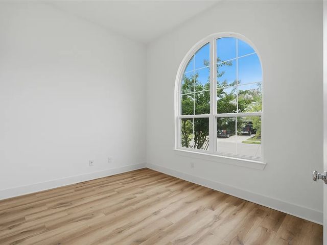 1616 Mcdougall Creek, Van Alstyne, TX 75495