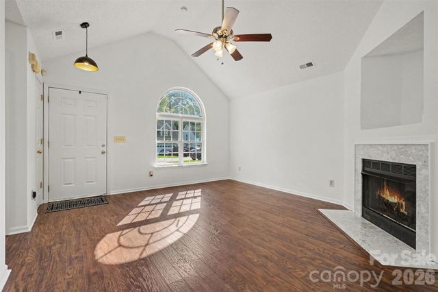 1910 Olsen Lane, Charlotte, NC 28213