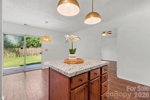 1910 Olsen Lane, Charlotte, NC 28213