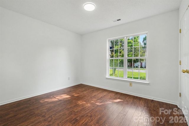 1910 Olsen Lane, Charlotte, NC 28213
