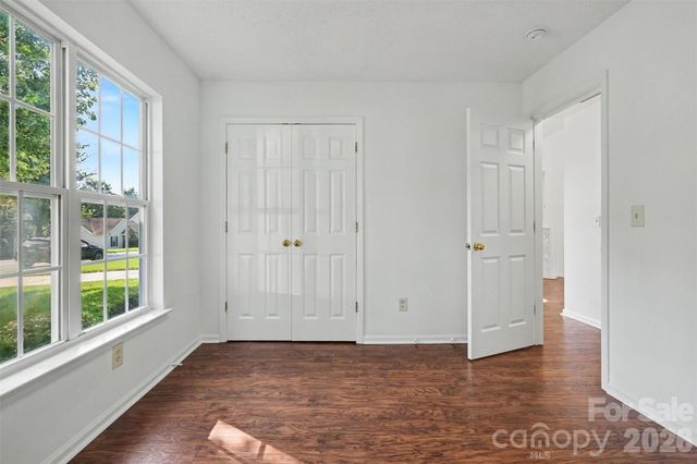1910 Olsen Lane, Charlotte, NC 28213