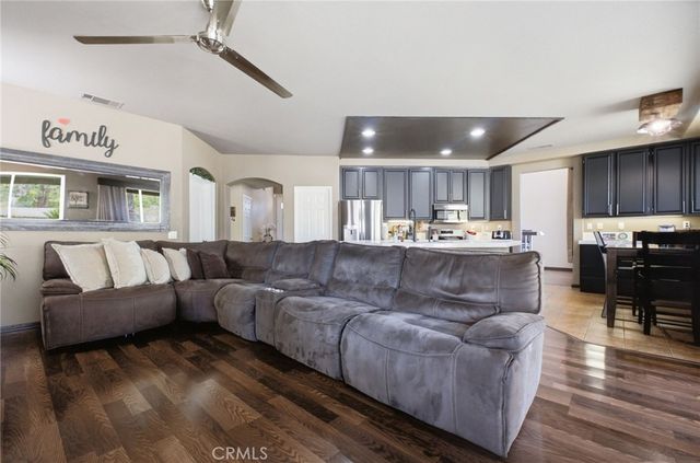 10 Villa Valtelena, Lake Elsinore, CA 92532