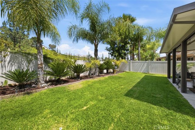 10 Villa Valtelena, Lake Elsinore, CA 92532