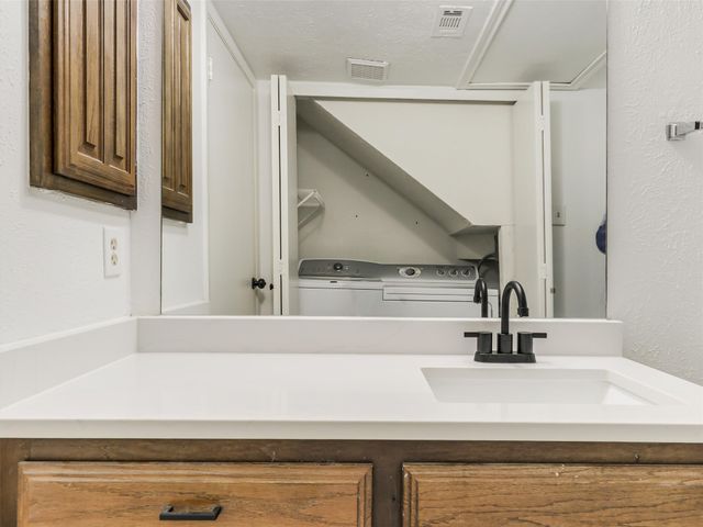 333 Melrose Drive 32A, Richardson, TX 75080