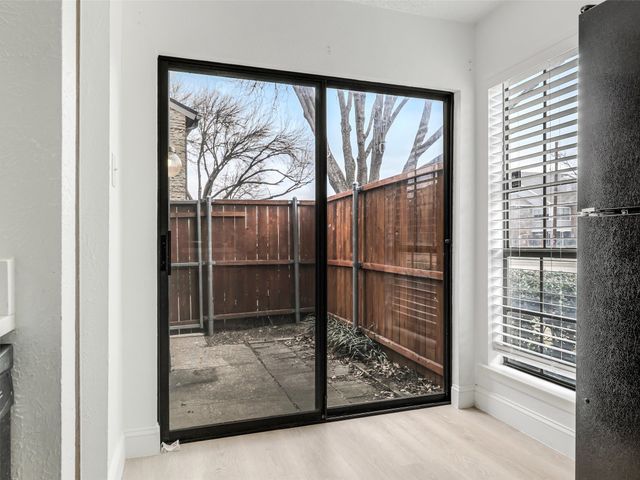 333 Melrose Drive 32A, Richardson, TX 75080