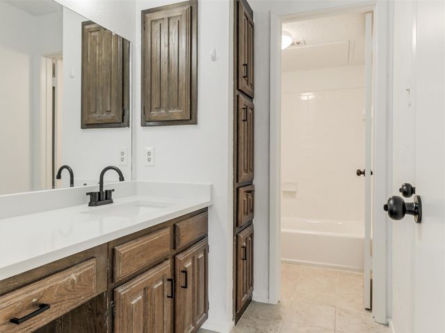 333 Melrose Drive 32A, Richardson, TX 75080