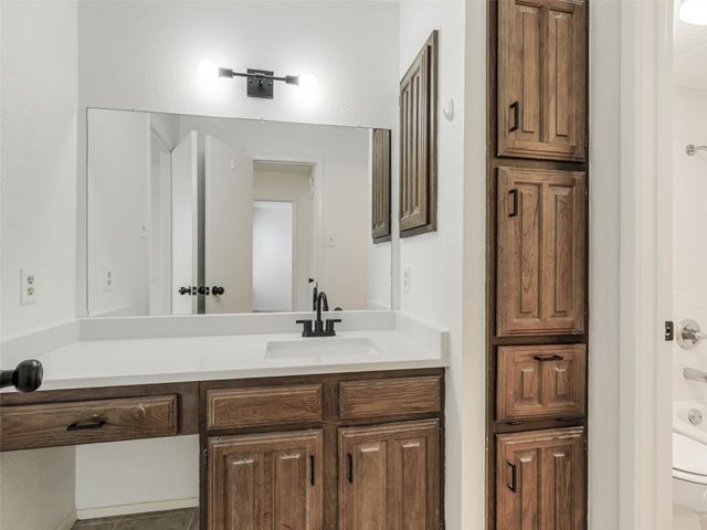 333 Melrose Drive 32A, Richardson, TX 75080