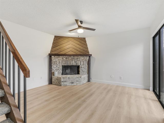 333 Melrose Drive 32A, Richardson, TX 75080