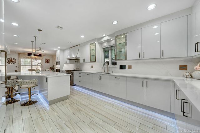 180-15 Aberdeen Road, Jamaica Estates, NY 11432