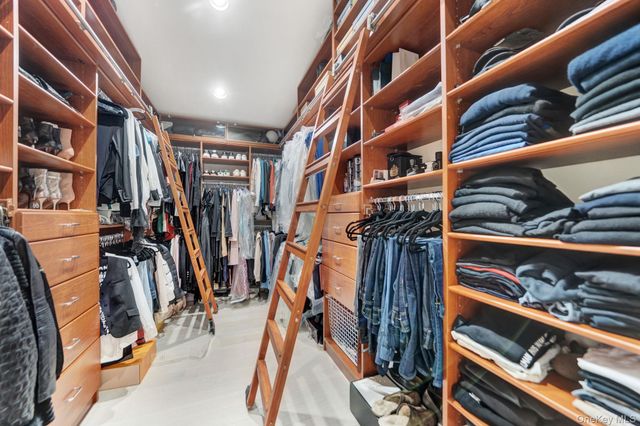180-15 Aberdeen Road, Jamaica Estates, NY 11432