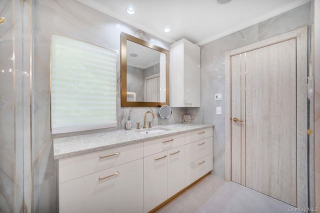 180-15 Aberdeen Road, Jamaica Estates, NY 11432