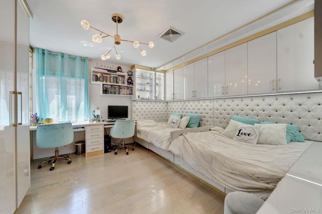 180-15 Aberdeen Road, Jamaica Estates, NY 11432