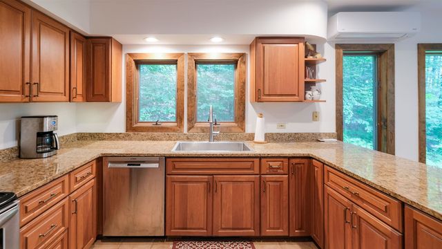 78 Coopers Trace, Plymouth, VT 05056
