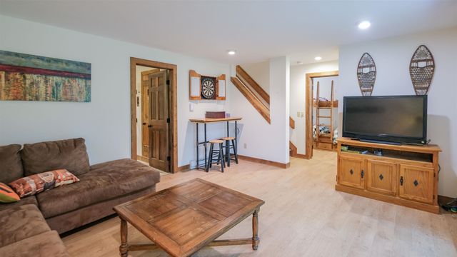 78 Coopers Trace, Plymouth, VT 05056