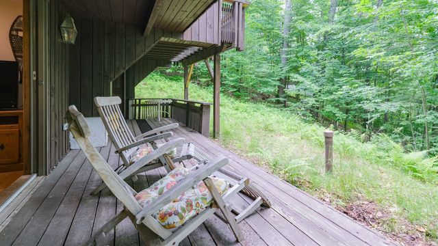 78 Coopers Trace, Plymouth, VT 05056