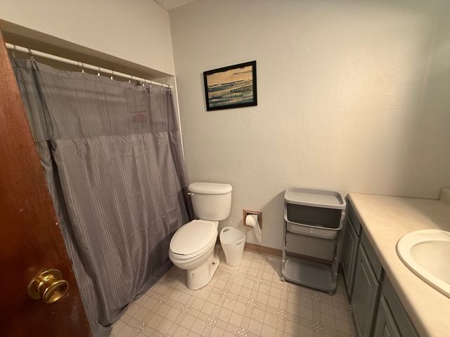 2310 Jethro Avenue, Zion, IL 60099