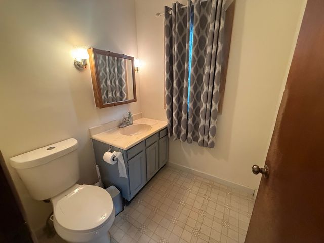 2310 Jethro Avenue, Zion, IL 60099