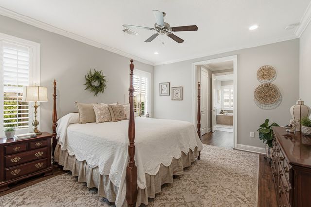 77 Meadow Lake Drive, Freeport, FL 32439
