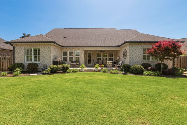 77 Meadow Lake Drive, Freeport, FL 32439