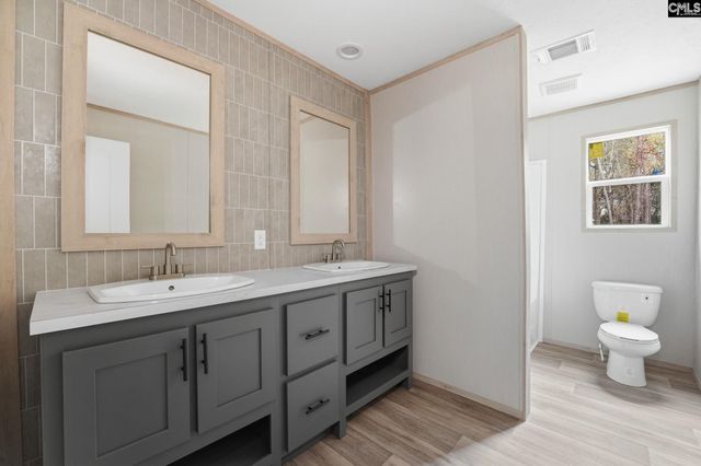 522 Watts Lane, Camden, SC 29020