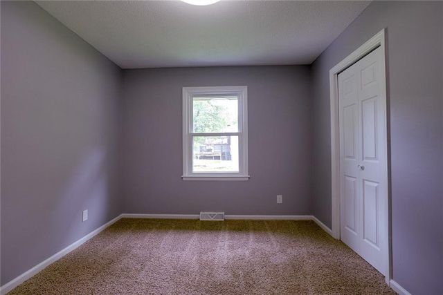 1400 NANCY Lane, Liberty, MO 64068