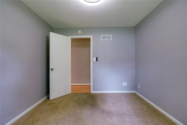 1400 NANCY Lane, Liberty, MO 64068