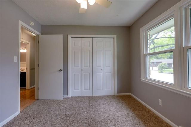 1400 NANCY Lane, Liberty, MO 64068