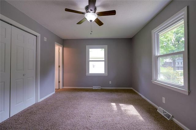 1400 NANCY Lane, Liberty, MO 64068