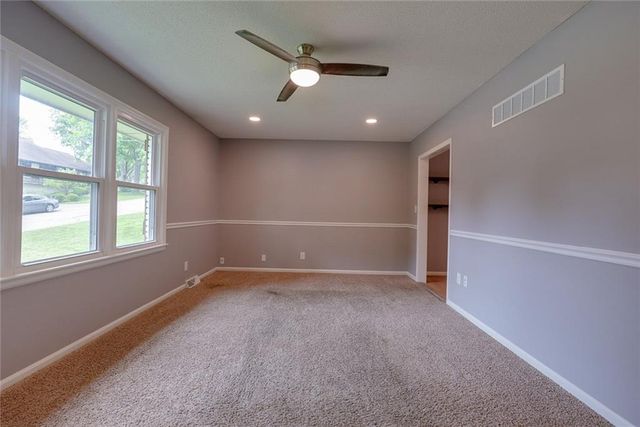 1400 NANCY Lane, Liberty, MO 64068