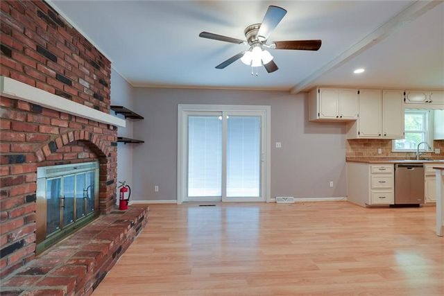 1400 NANCY Lane, Liberty, MO 64068