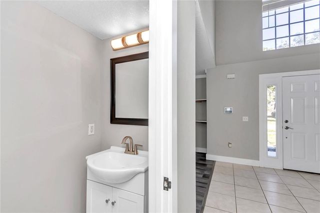 2718 SE 45TH AVENUE, Ocala, FL 34480