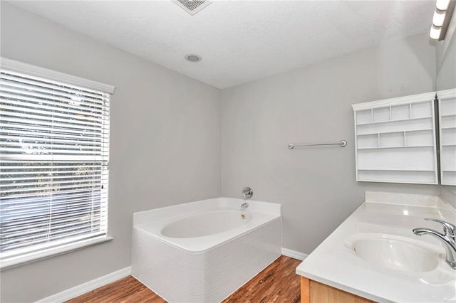 2718 SE 45TH AVENUE, Ocala, FL 34480