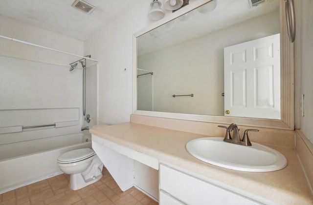 4255 Old House Drive, Conley, GA 30288