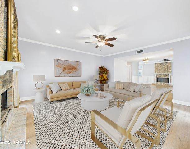 523 Esplanade Drive, Lafayette, LA 70508