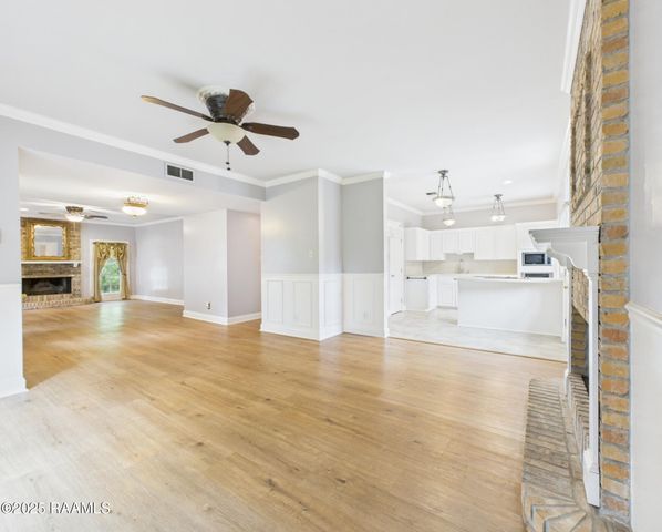 523 Esplanade Drive, Lafayette, LA 70508