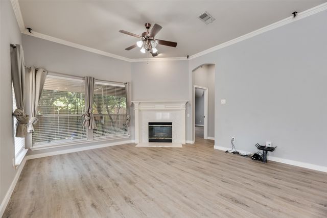 1015 Harwood Court, Euless, TX 76039